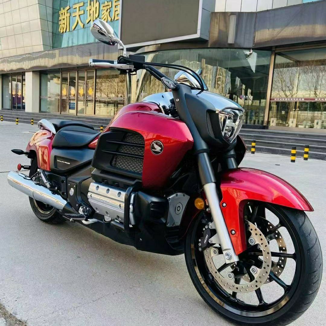 哥酋洛滑翔川乌