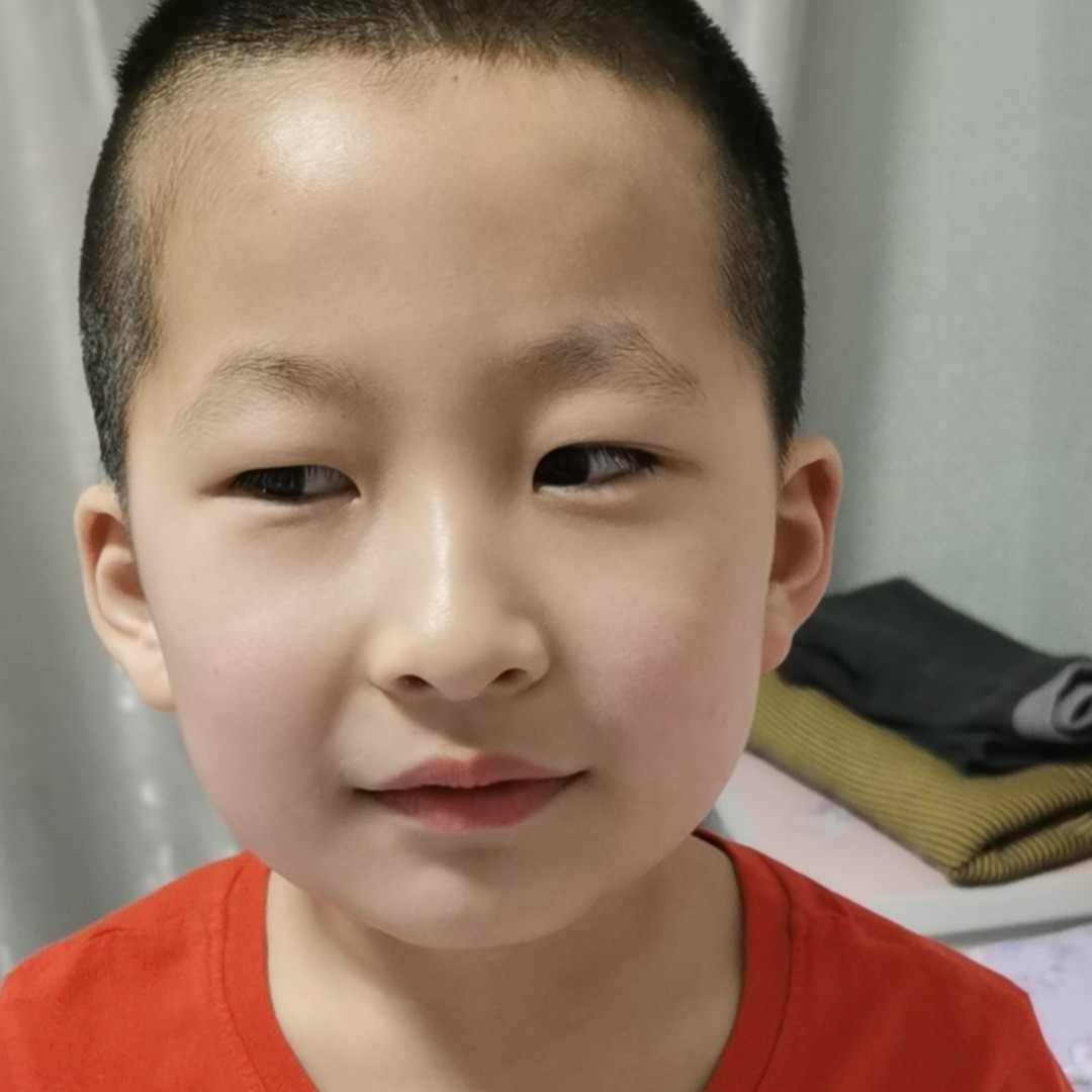 爱吃三冬火腿的欧尼44