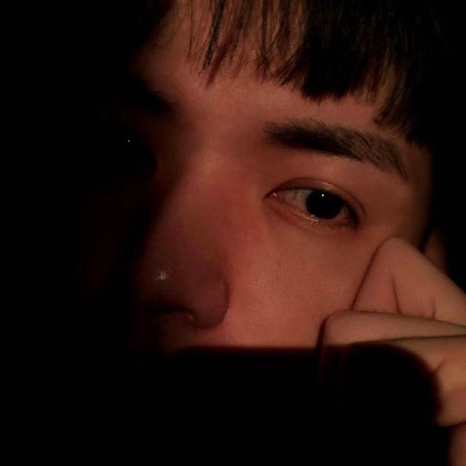 不吃糖的权果酱