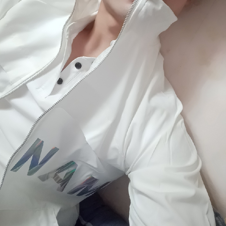 夜空中的星辰:-x