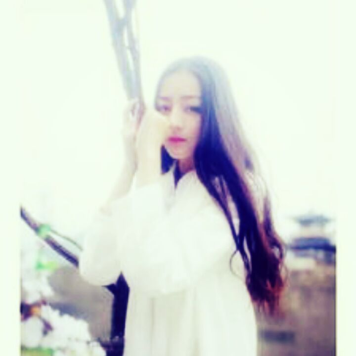 @骑着恐龙吃雪糕