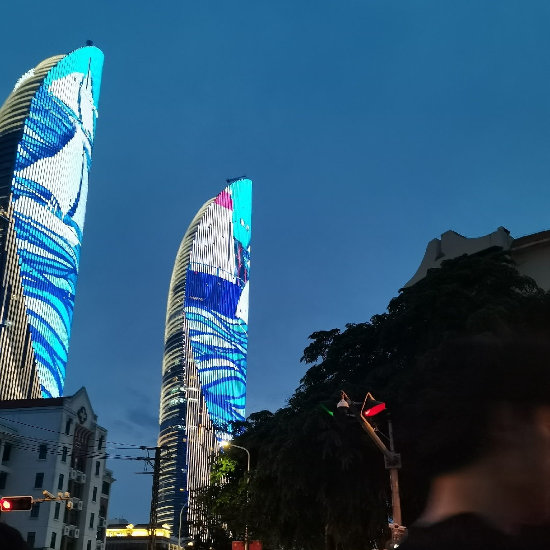 裤兜里比脸还干净