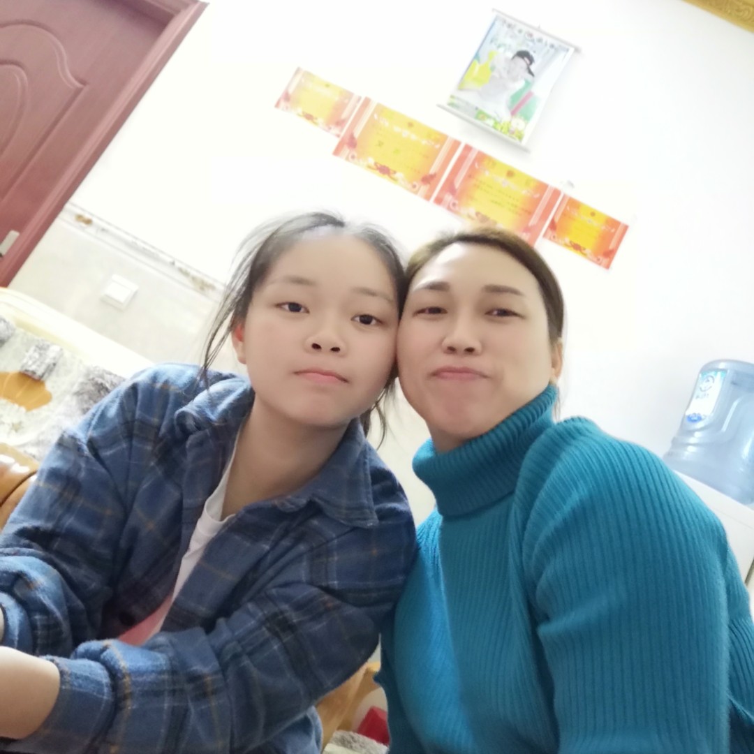 爱吃西瓜月饼的安妮