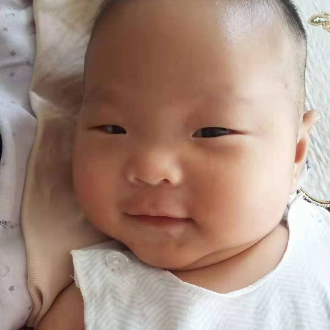 小鹿妈妈的可爱的小亲亲