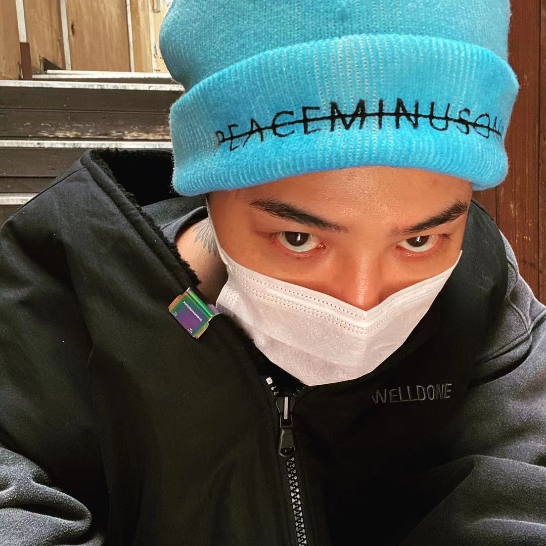 雛菊男孩的女孩