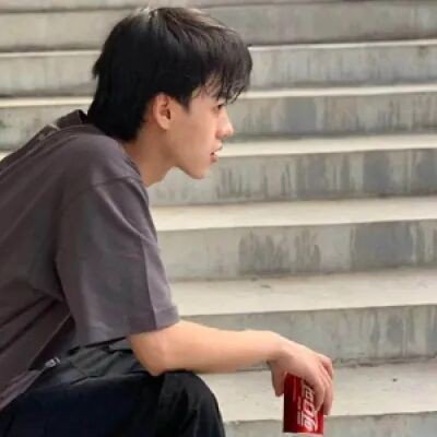 爱吃七喜排骨的贝尔42