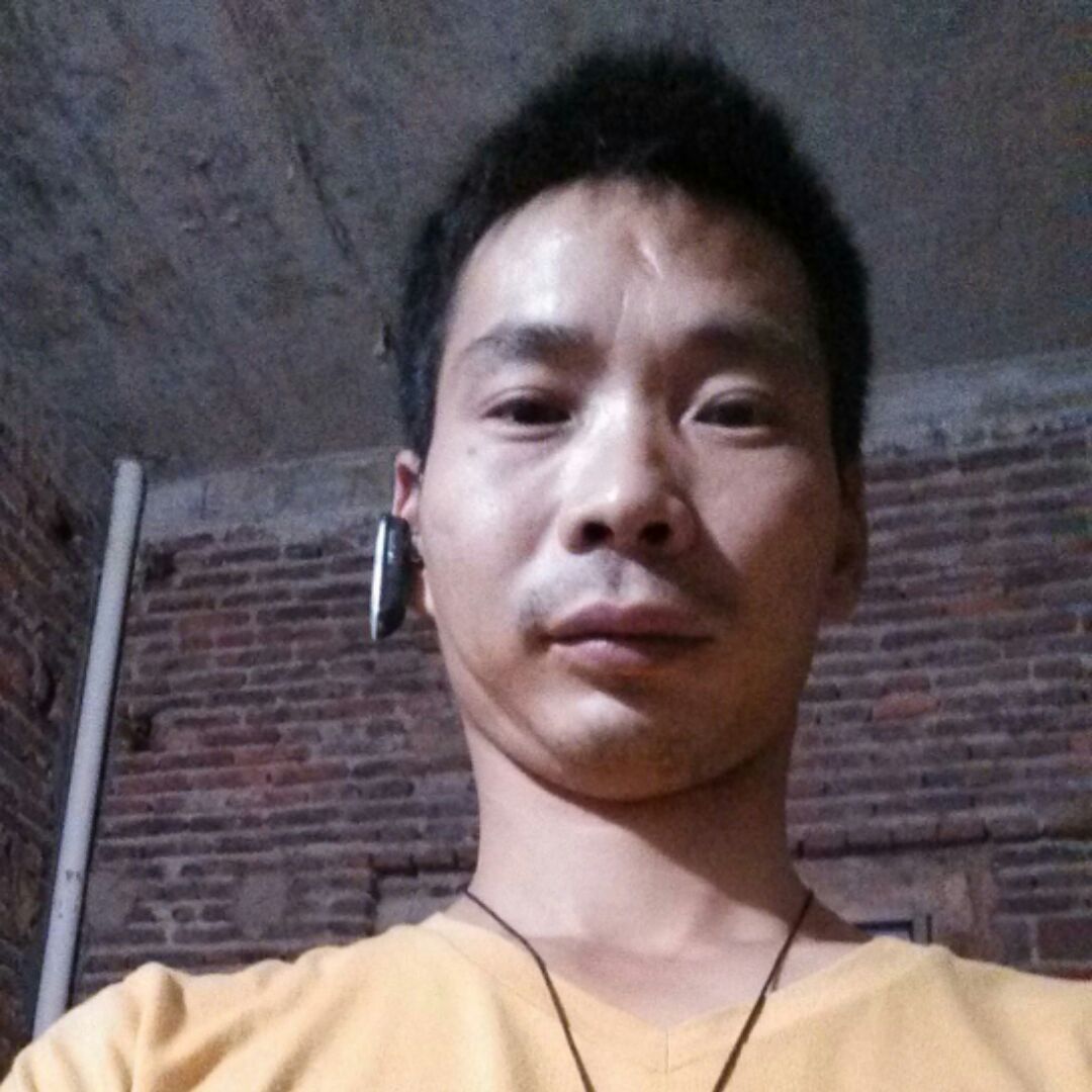 爱吃奶白吐司的魔术师