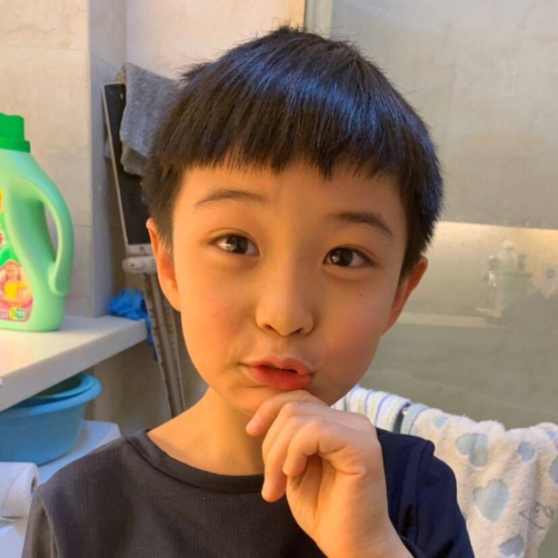 黑黑的大象鼻子