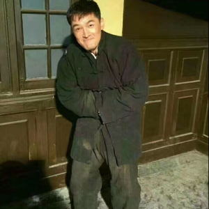 俺滴个亲娘啊好疼啊