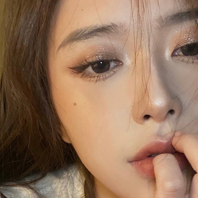 美女爱吃宵夜01