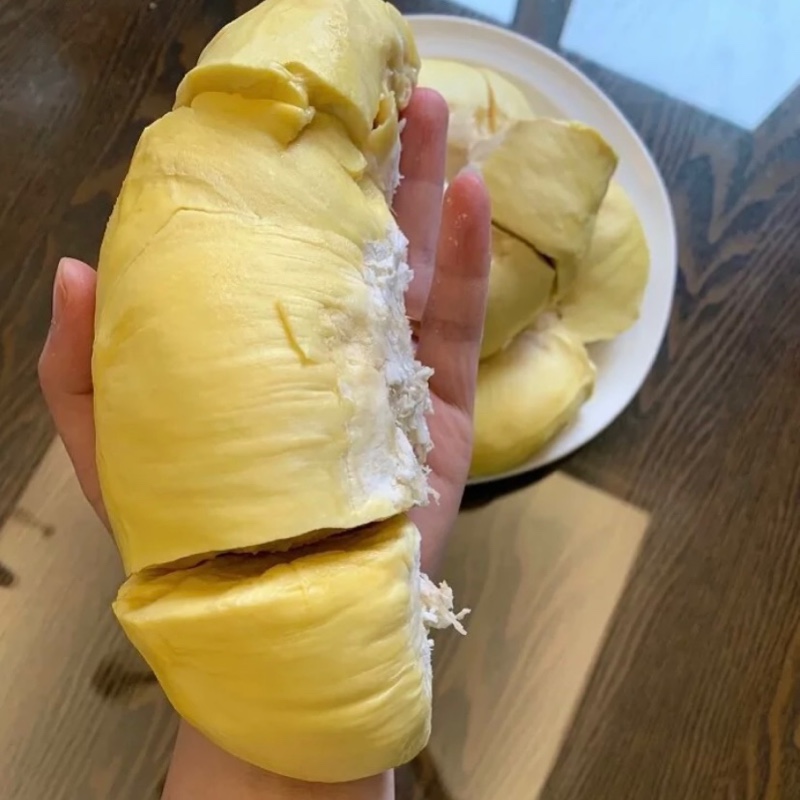 爱吃芝麻棒的年糕