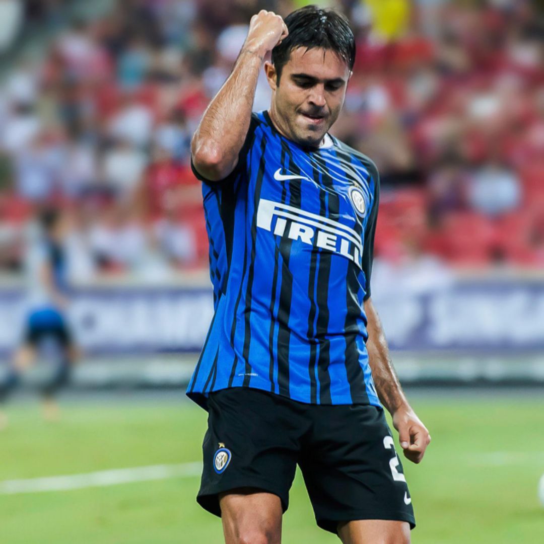 爱吃水晶凉面的墨离