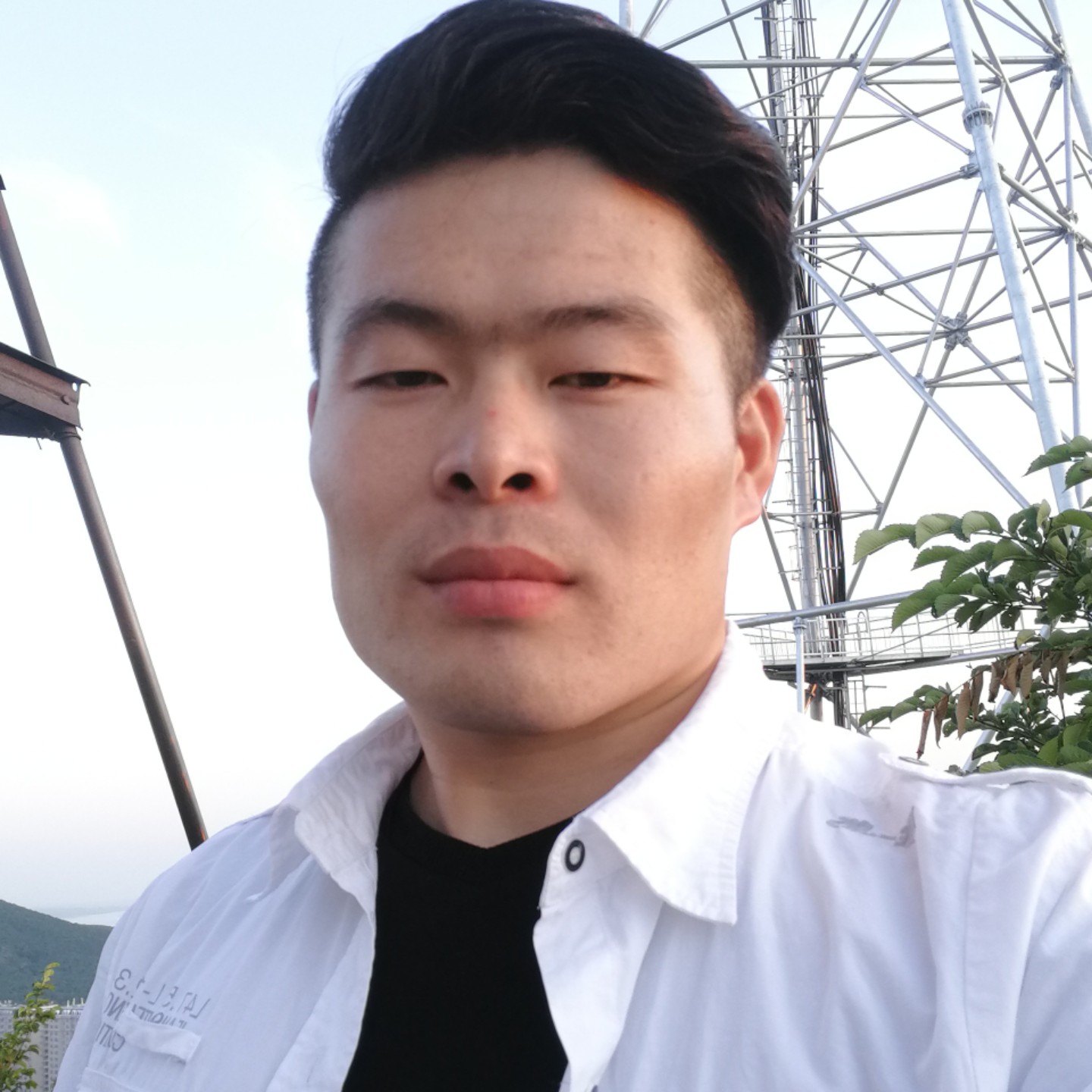 超有爱守候者板砖