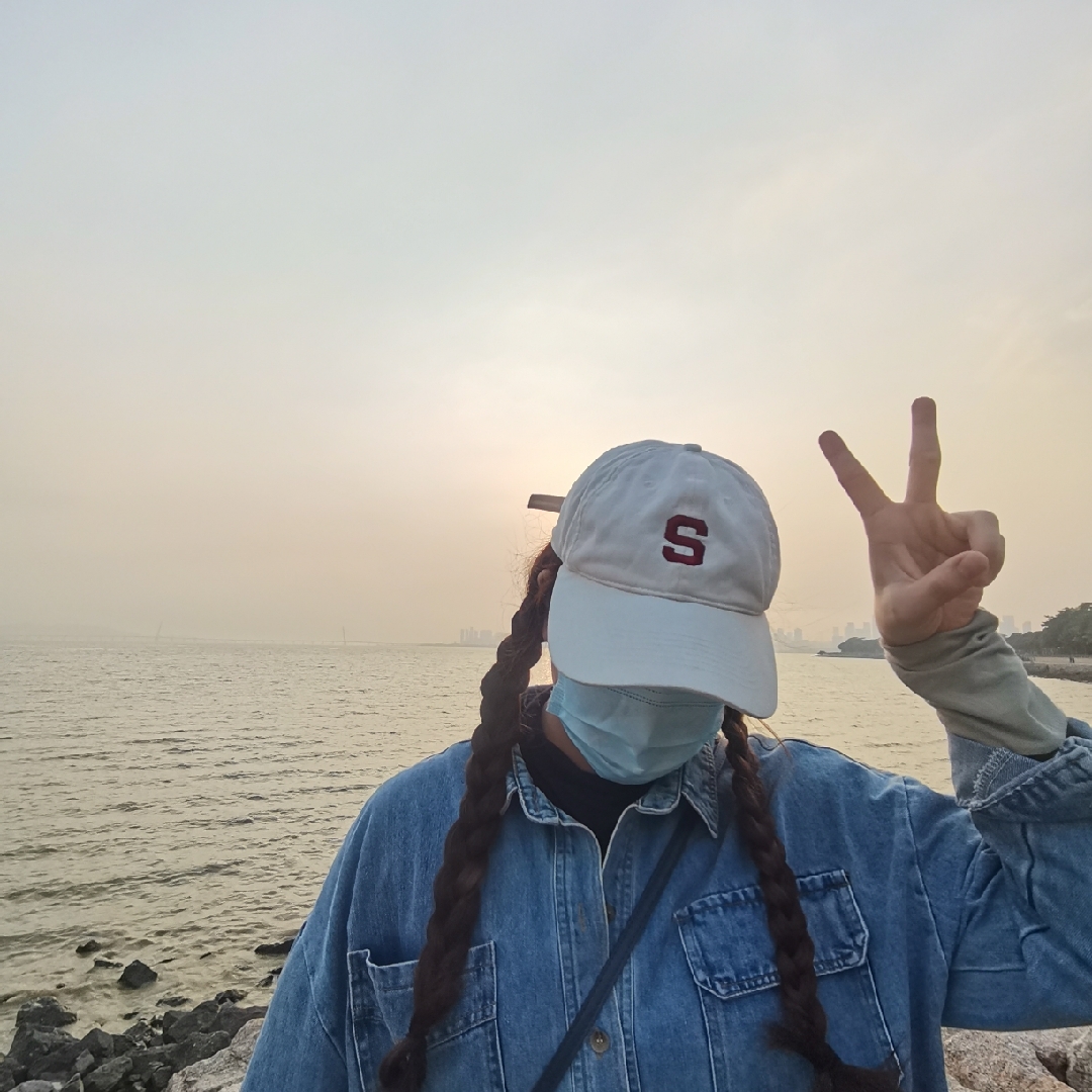 努力赚钱的酱油妹