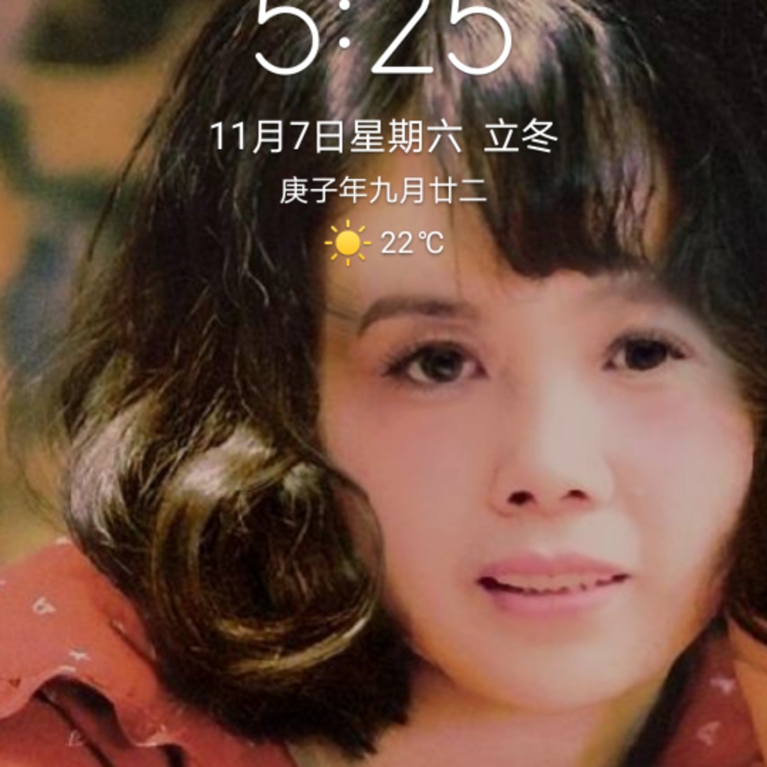 爱吃三文鱼的马若雨