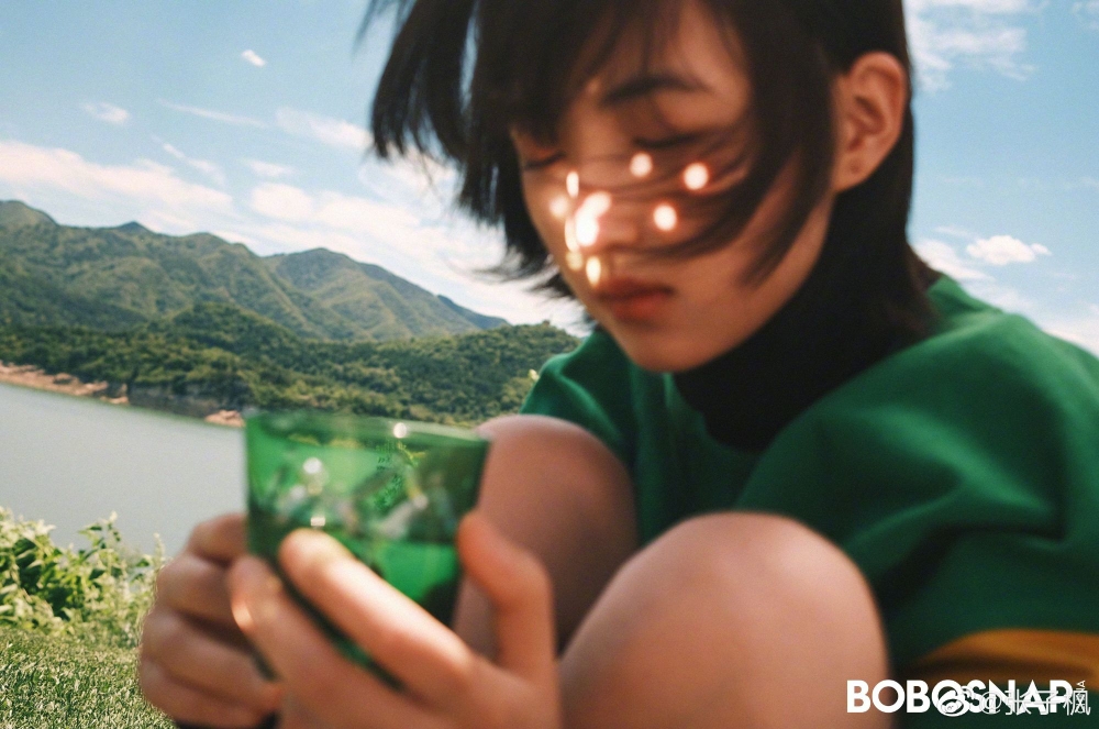 小巷里的摘星丫头