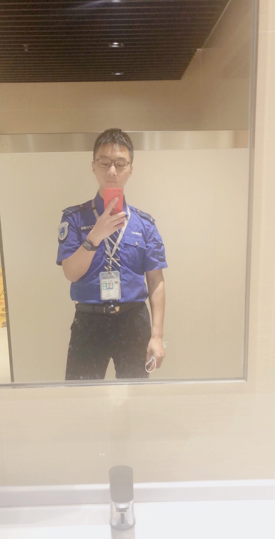 那年的单纯给了你