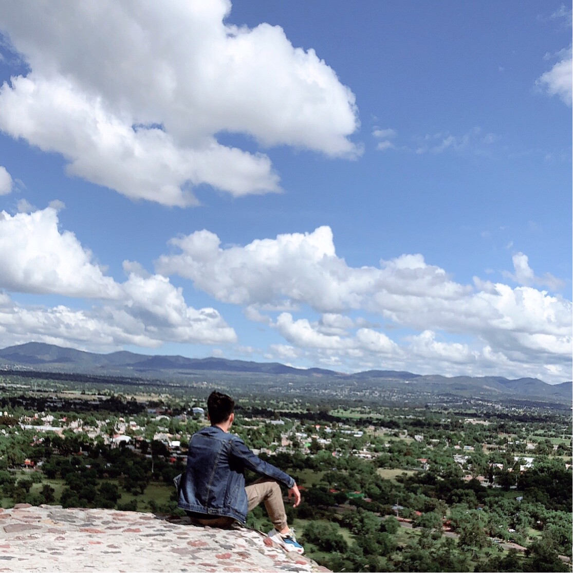 寡人乃抬杆运动员