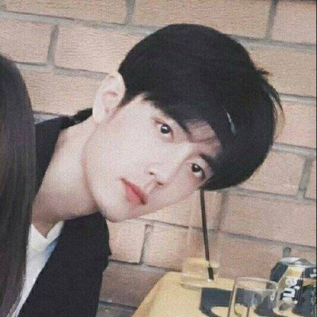 爱吃梅花菇托的水瓶座