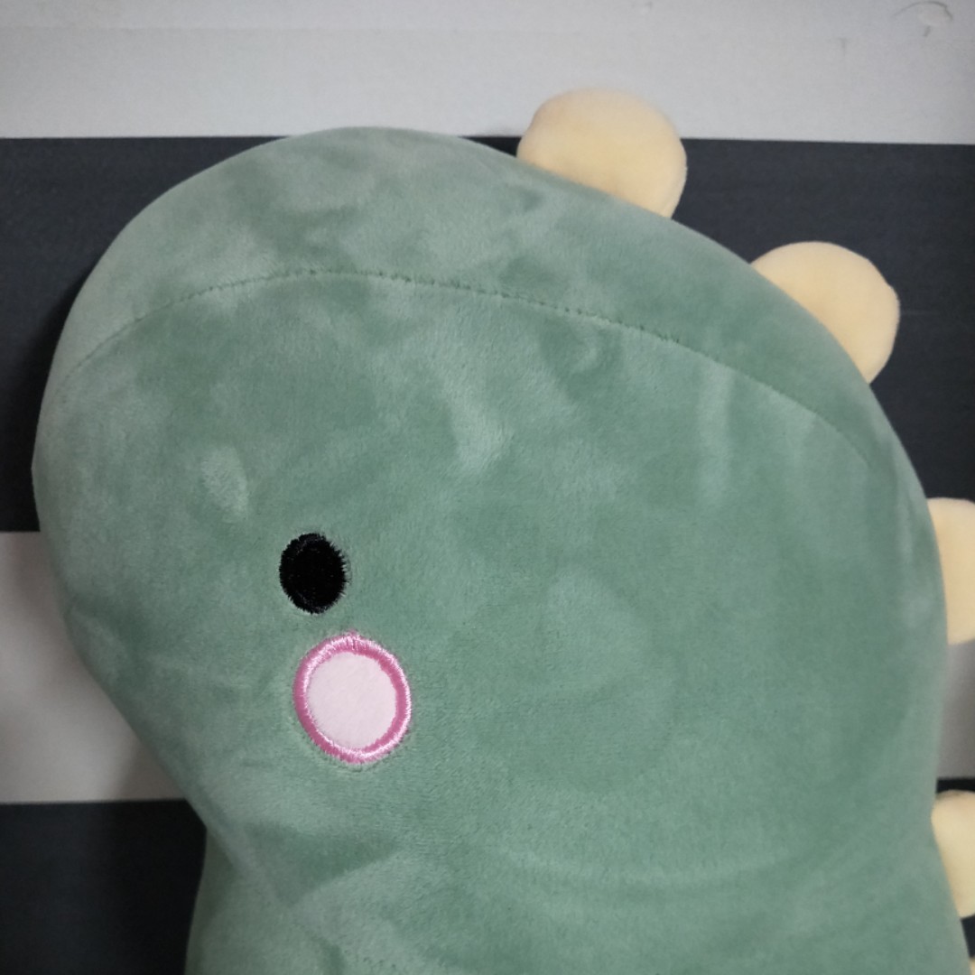 可爱的小恐龙憨憨