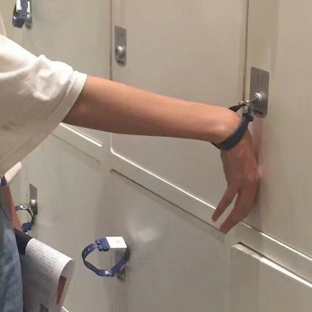 青城忙碌的毛肚