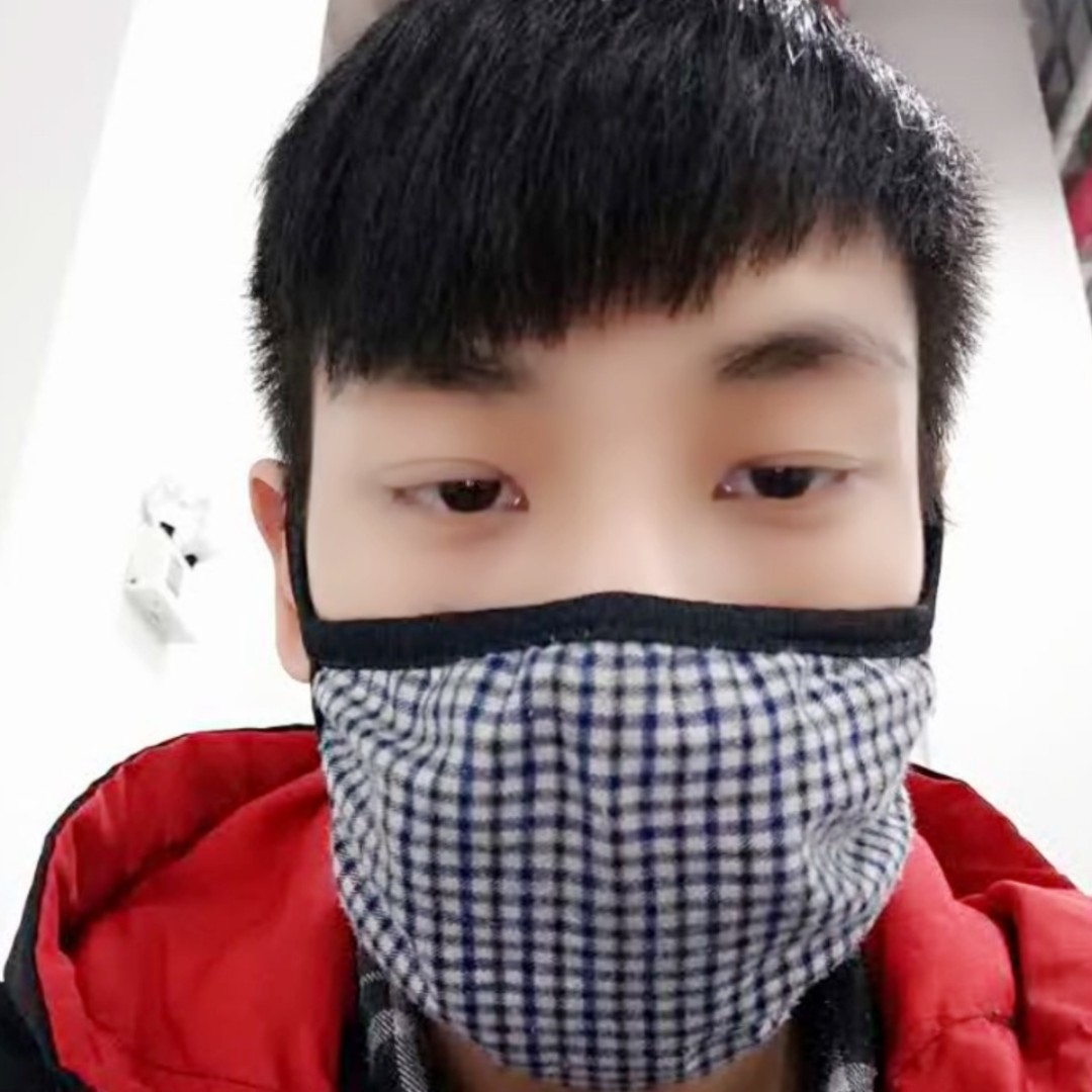 戴上面具勇敢面对社会