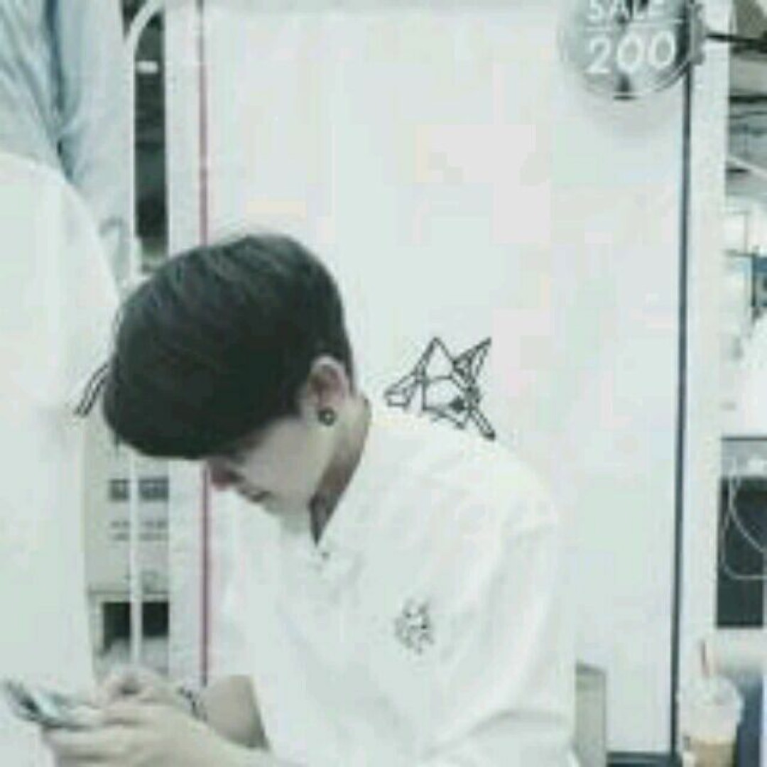 一个超大的橙子