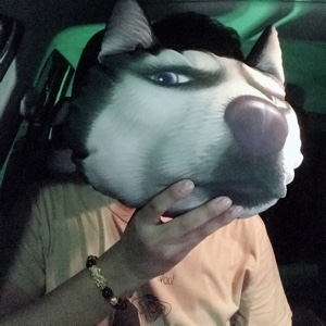 不买对你拳打脚踢哦