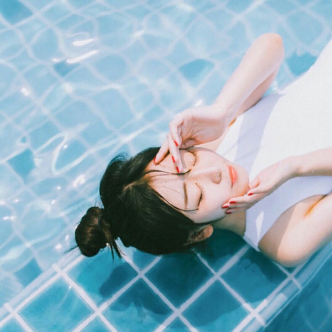 喜欢旅游的小张同学:-)