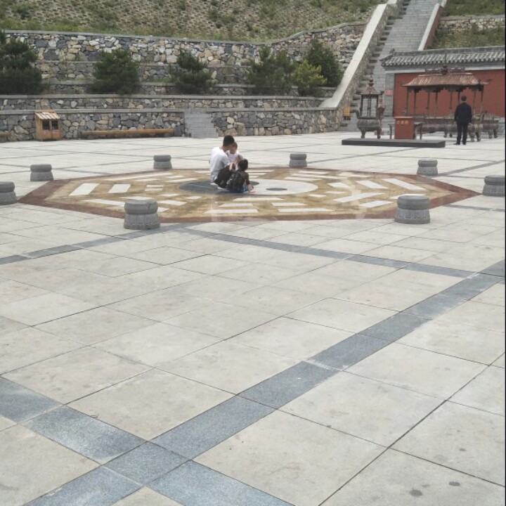 一块钱的衣服不能买