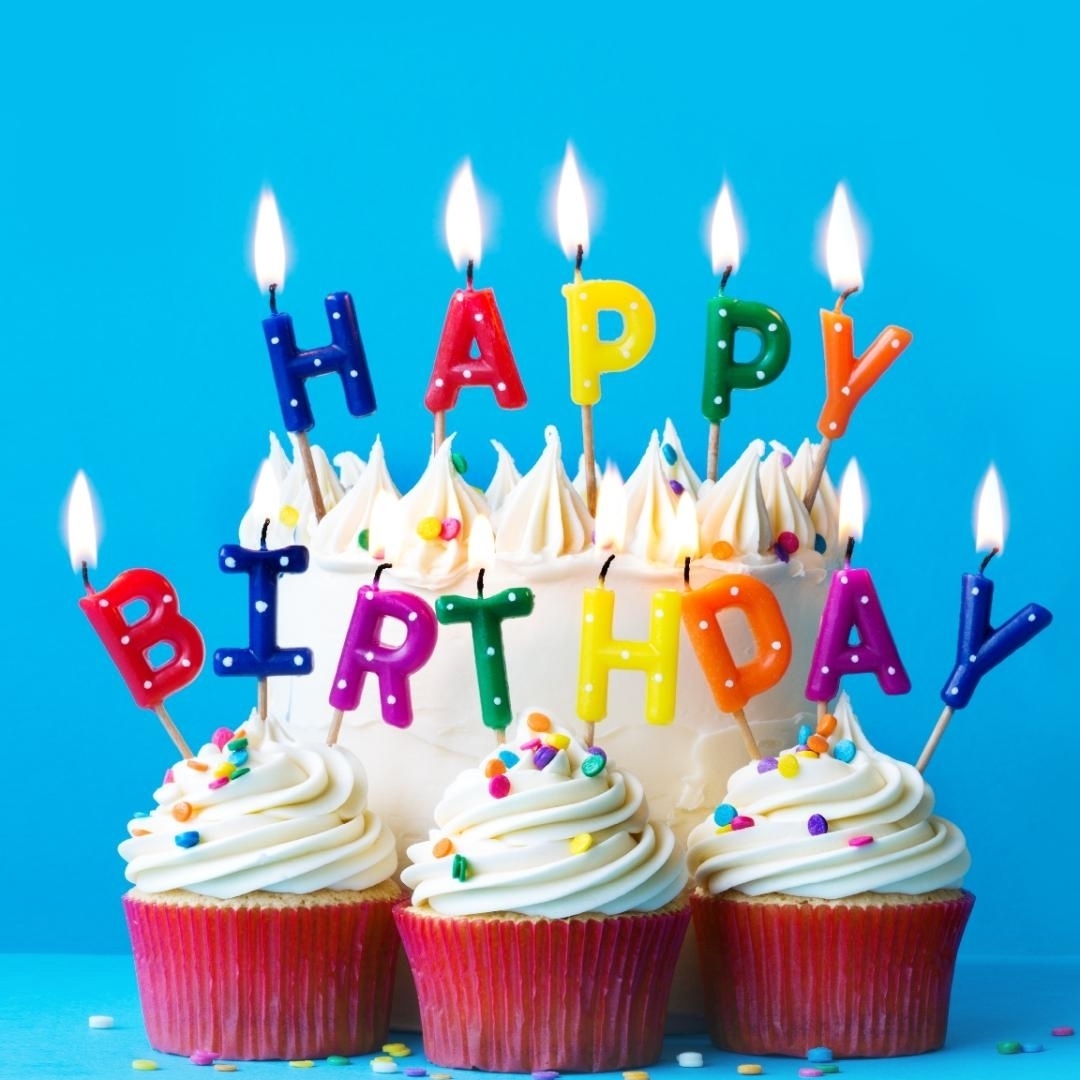 车窗外的小画家家