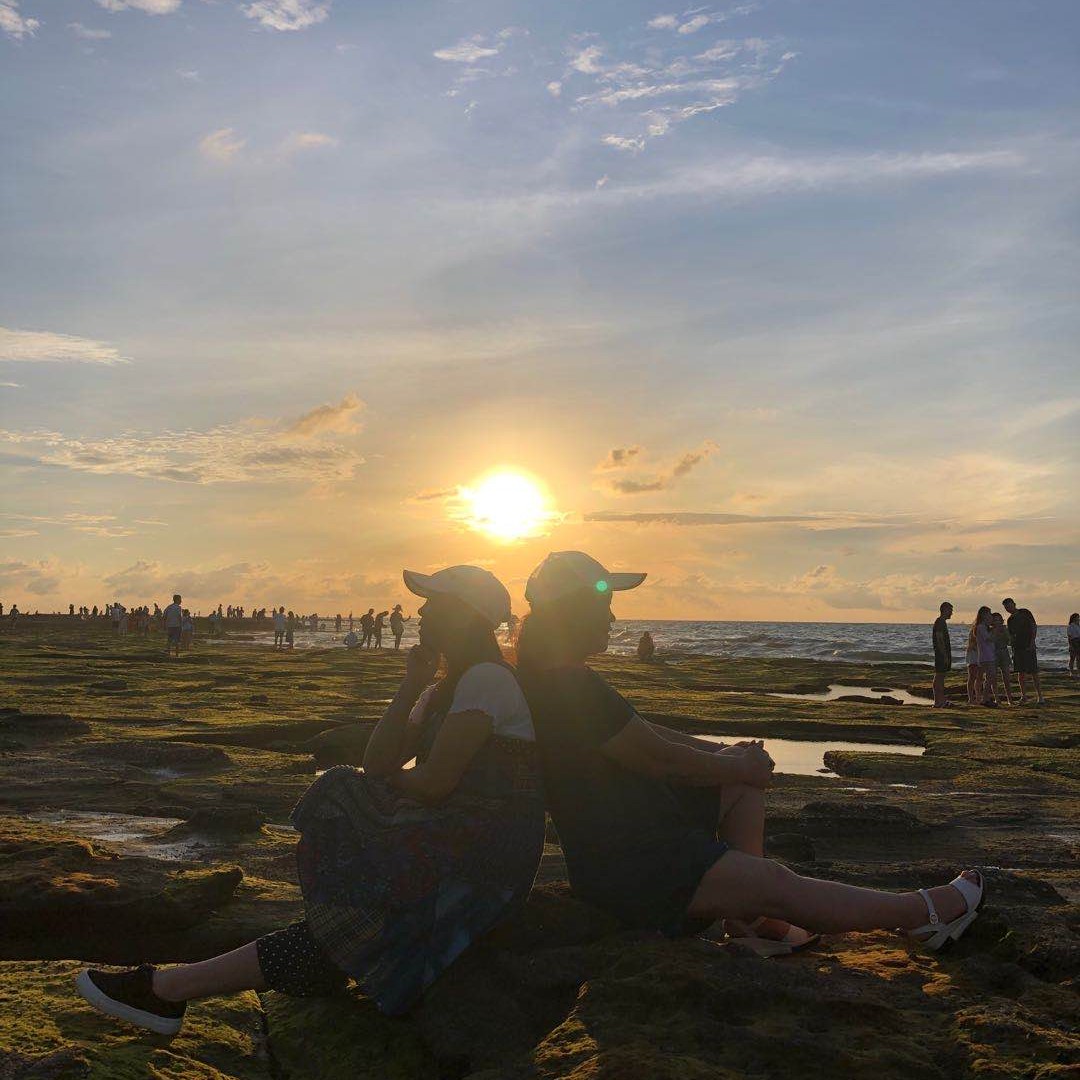 橙红色的乔依te