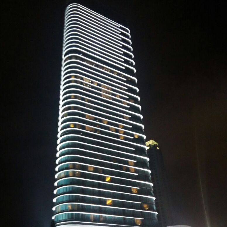 想的开玩的嗨尽情摇摆