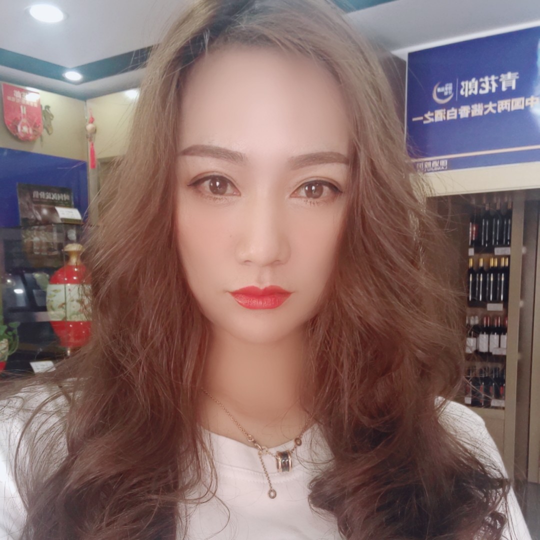 红殷殷的西番莲茶