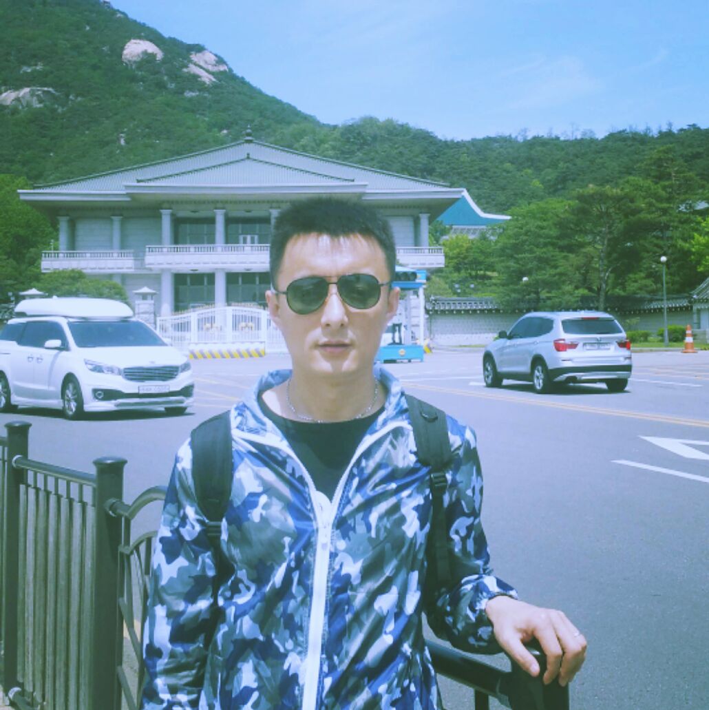 爱玩的团团情小