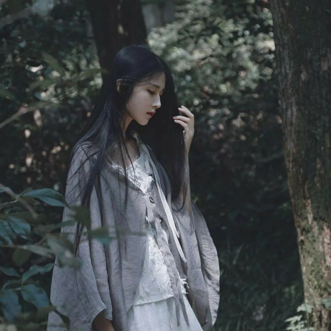 爱吃榴莲鸡汤的蛋黄酱97