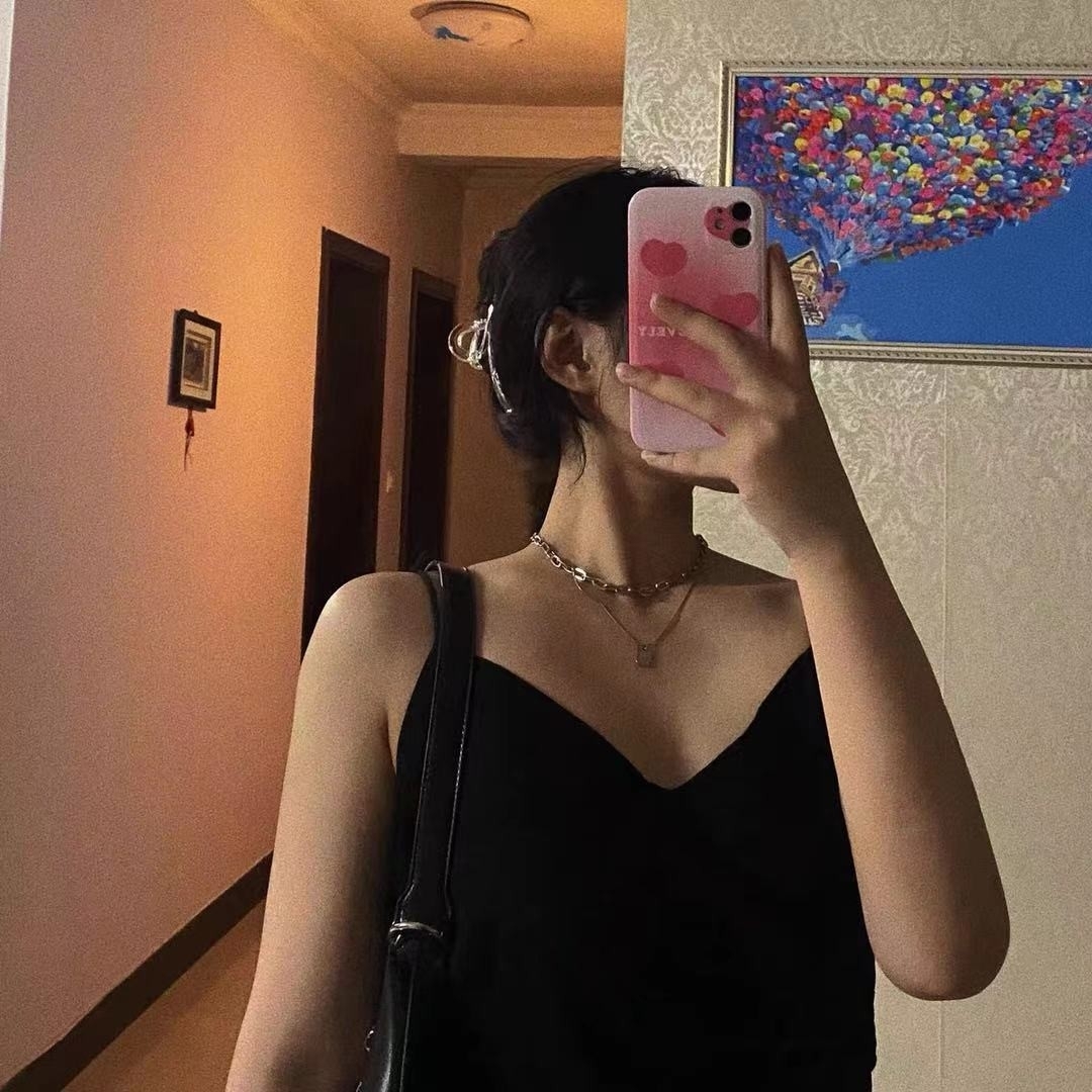 爱吃卤味鸭脖的贝尔