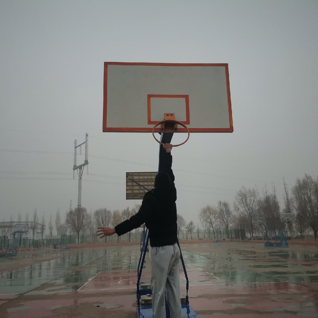 爱吃东北冷面的十元b7