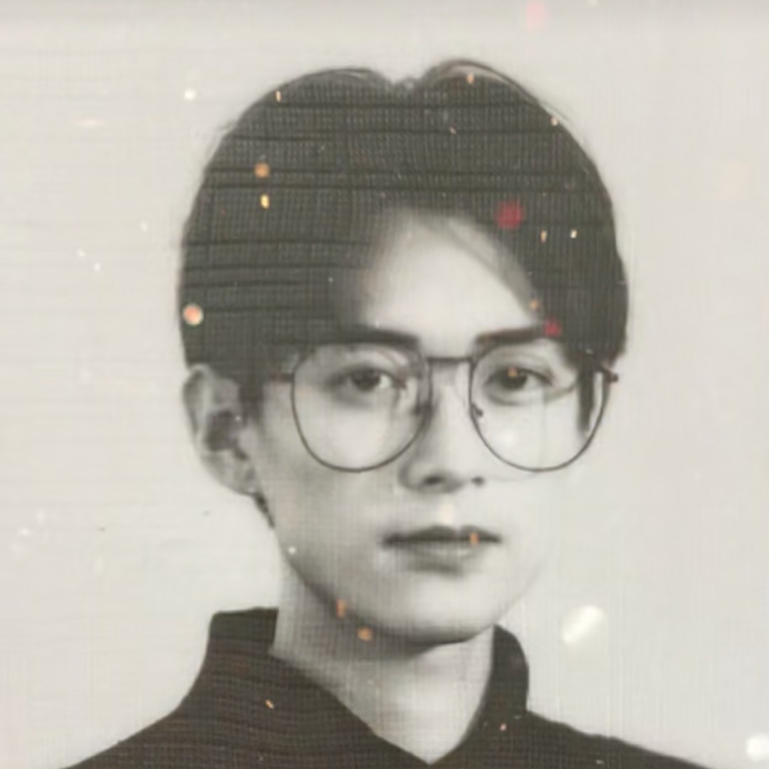 爱吃橙香苦瓜的雪松