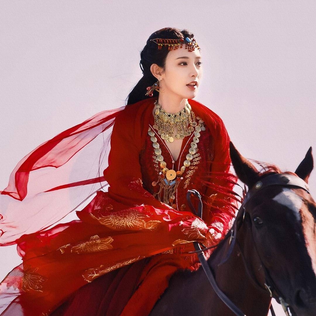 想变优秀的小语同志