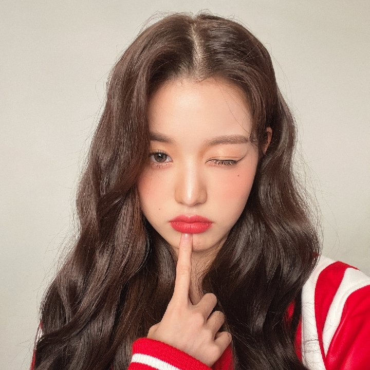 智慧女孩秃头妹