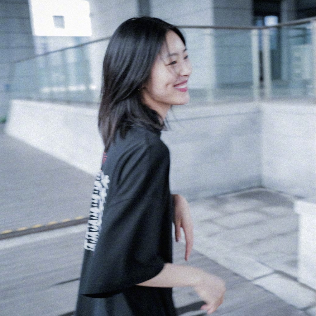 爱吃蜜制柠檬的小铁塔