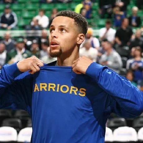 不买东西的小帕