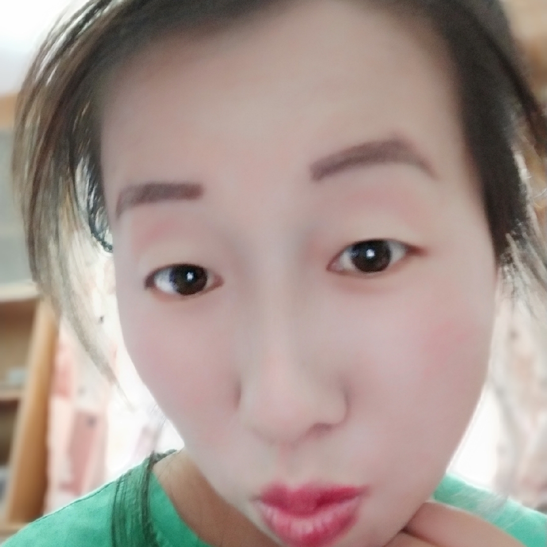 爱吃三丝炒蛋的木子