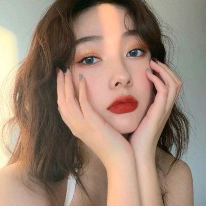 满船清梦压星河