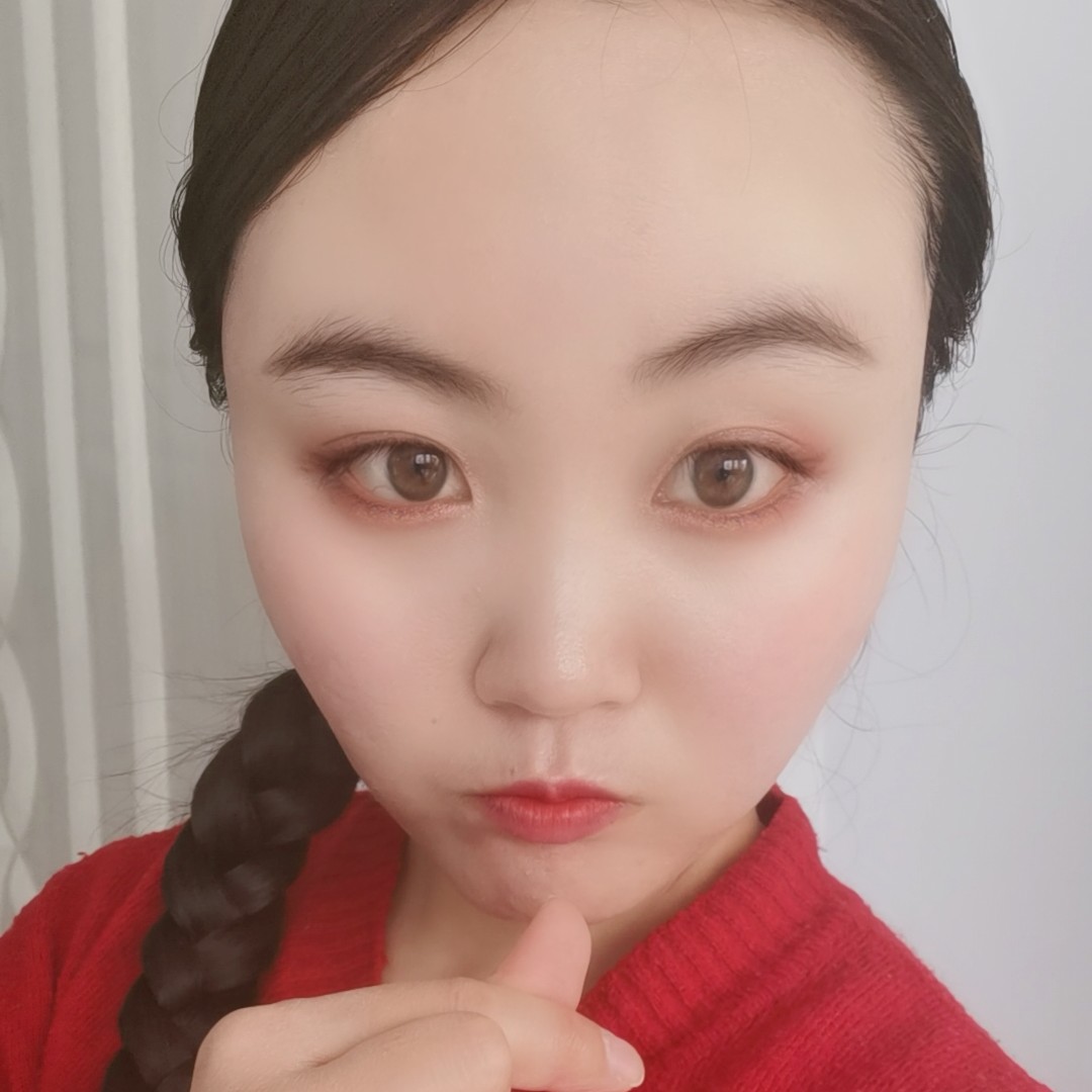 爱吃香油藕片的气泡水tb