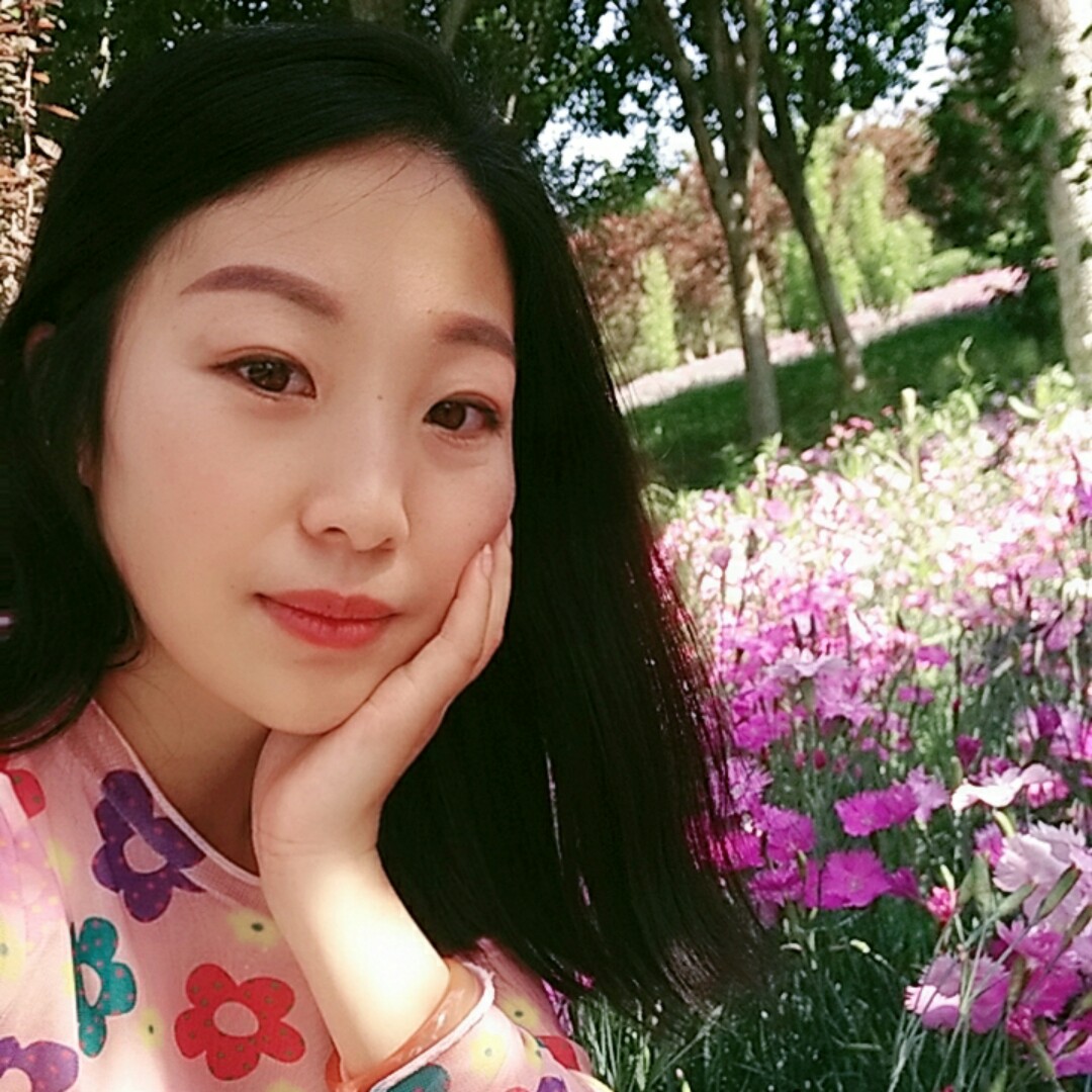 爱吃辣子天贝的小简洁