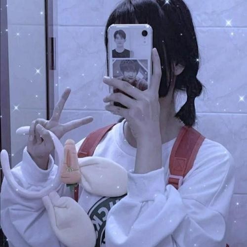 清晨de水果糖小灰