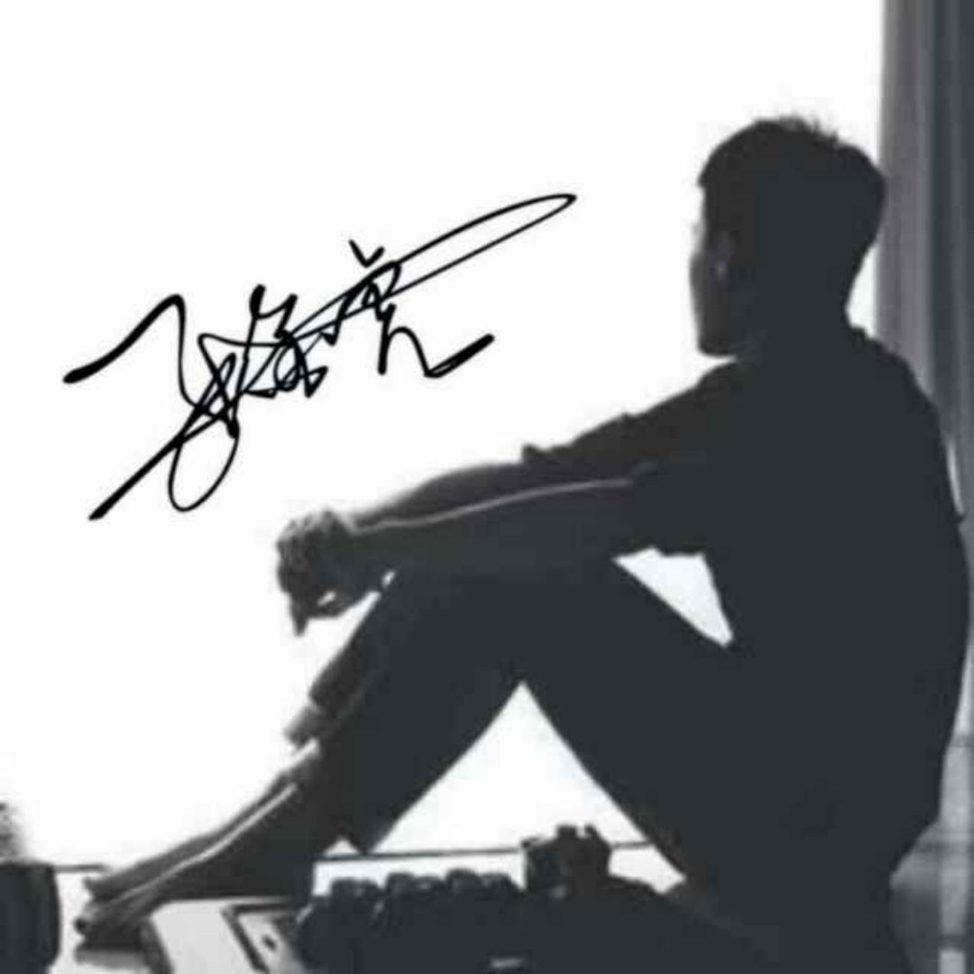 爱吃牛肉热狗的小蛮腰