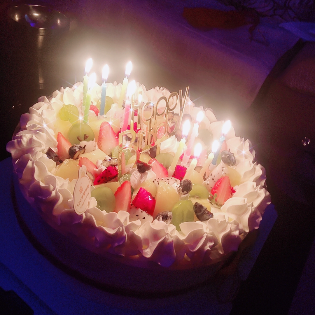 棕红色的高山冬青